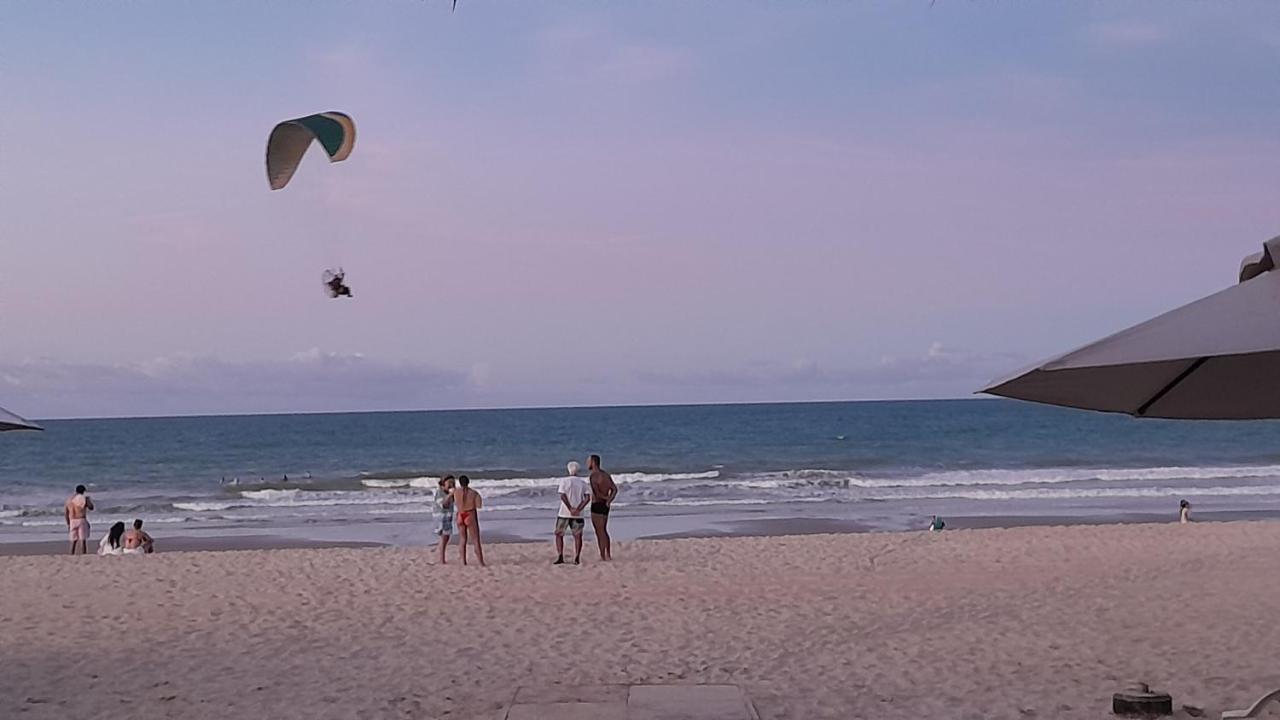 Paraiso Das Dunas - Apartamento A Beira Mar Com Jacuzzi - Proximo Ao Beach Park Aquiraz Ngoại thất bức ảnh